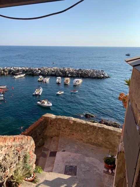 Alloggio vista mare Macrescia Riomaggiore Esterno foto